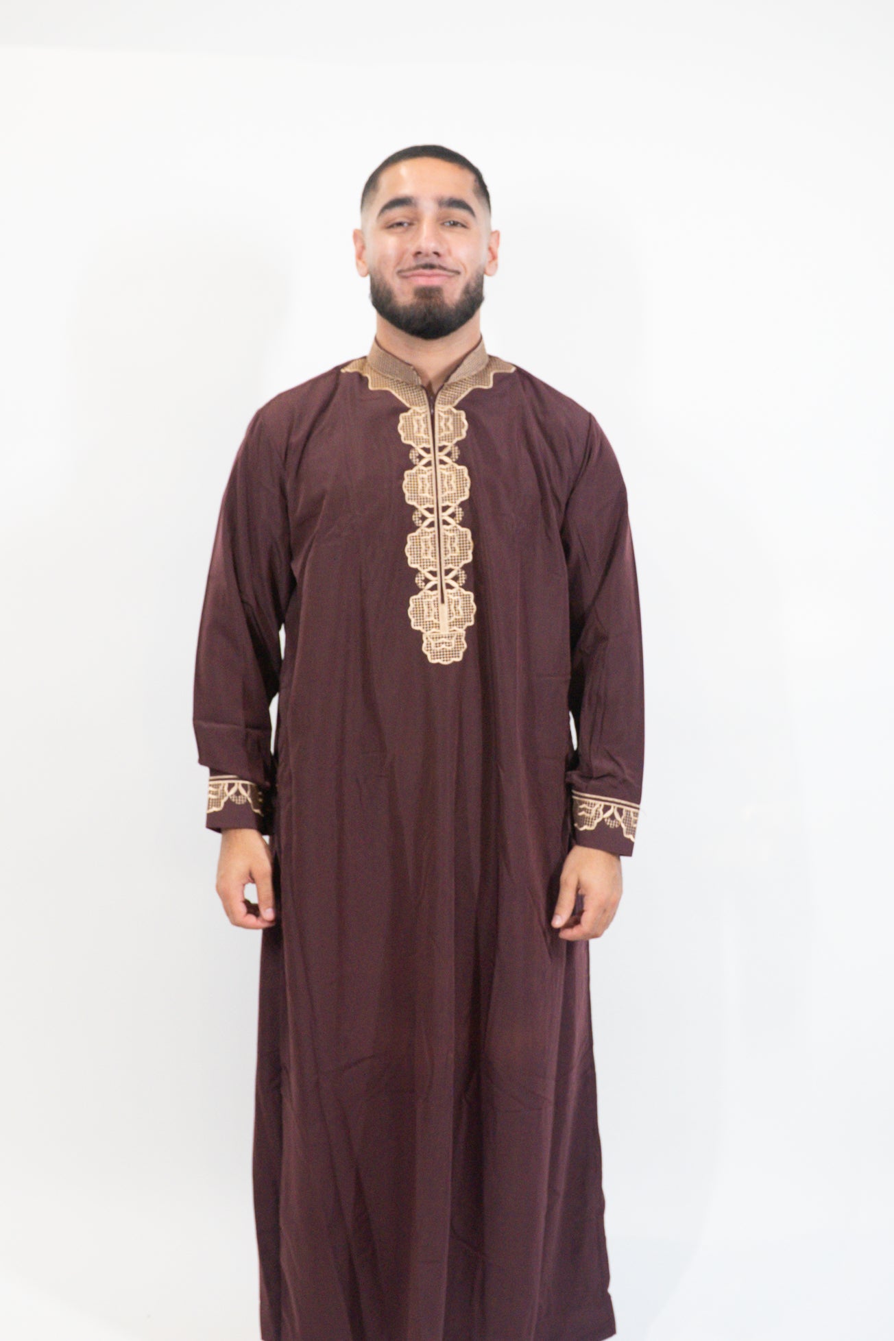 Qamis Arabic rouge