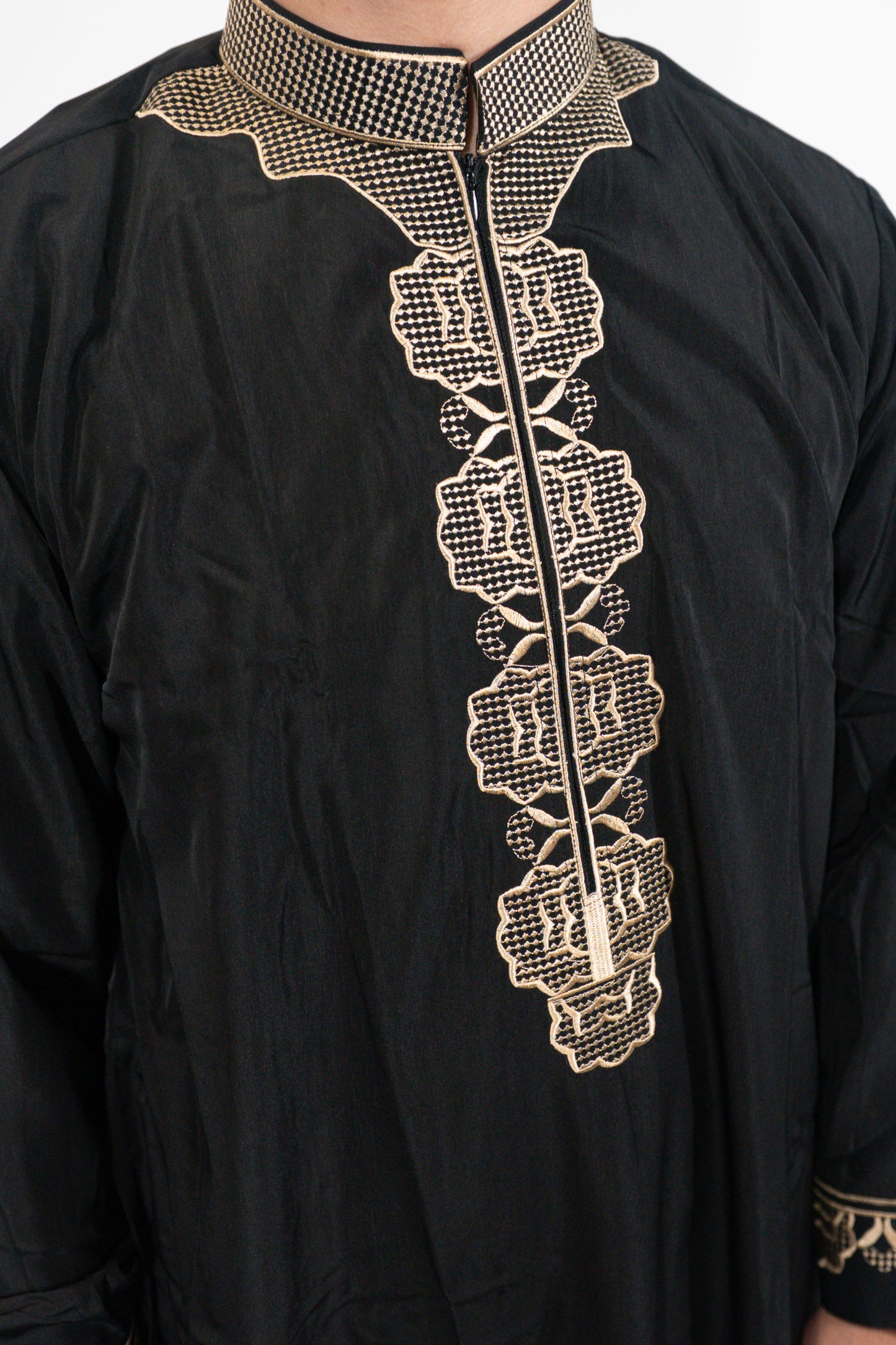 Qamis Arabic noir