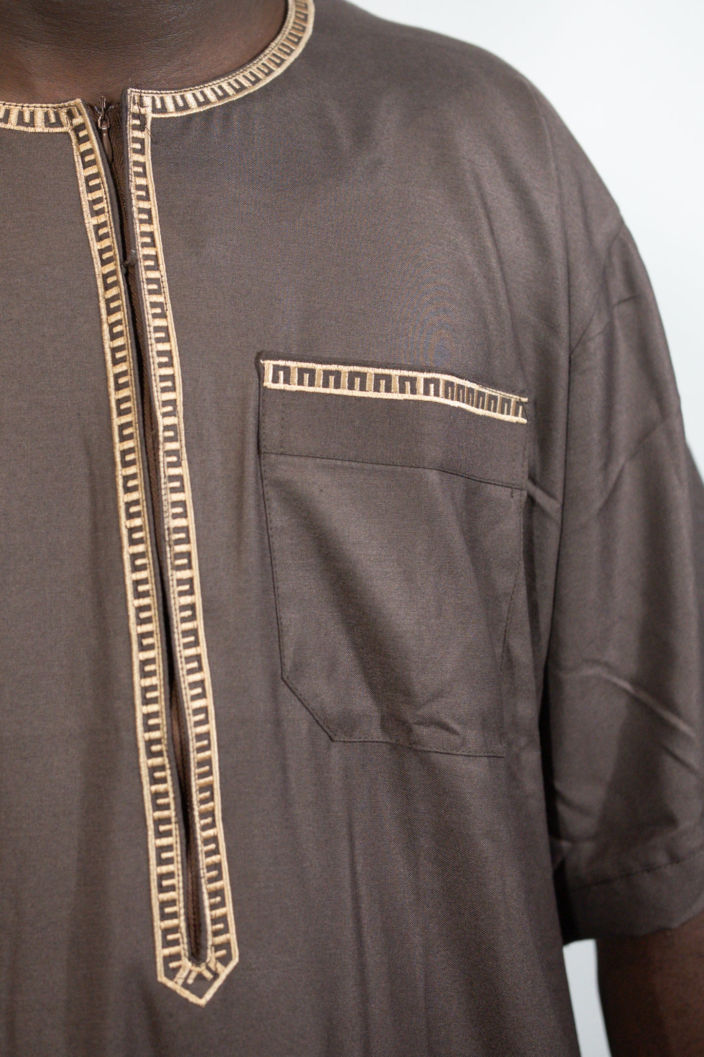 Qamis Edition marron
