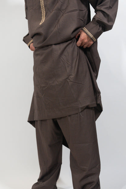 Qamis Motif marron